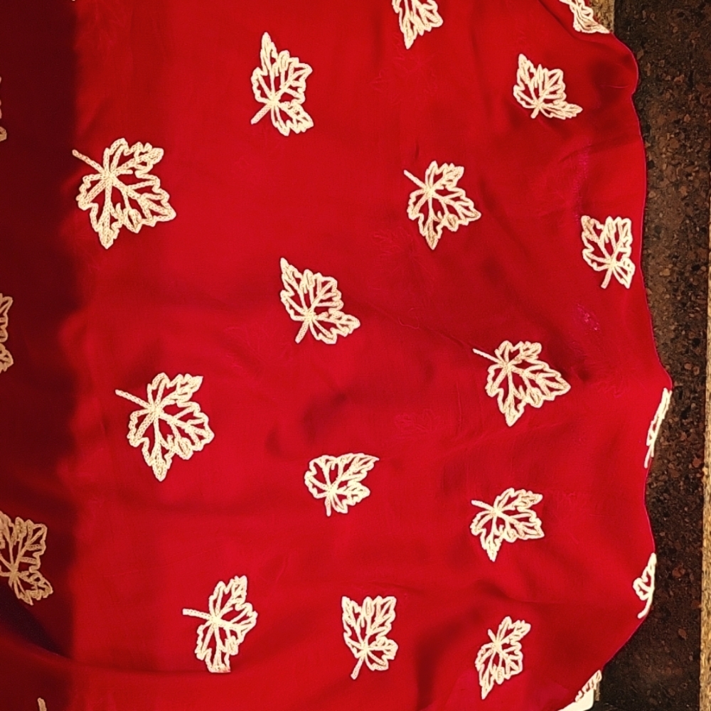 Red maple leaf infinity cotton scarf